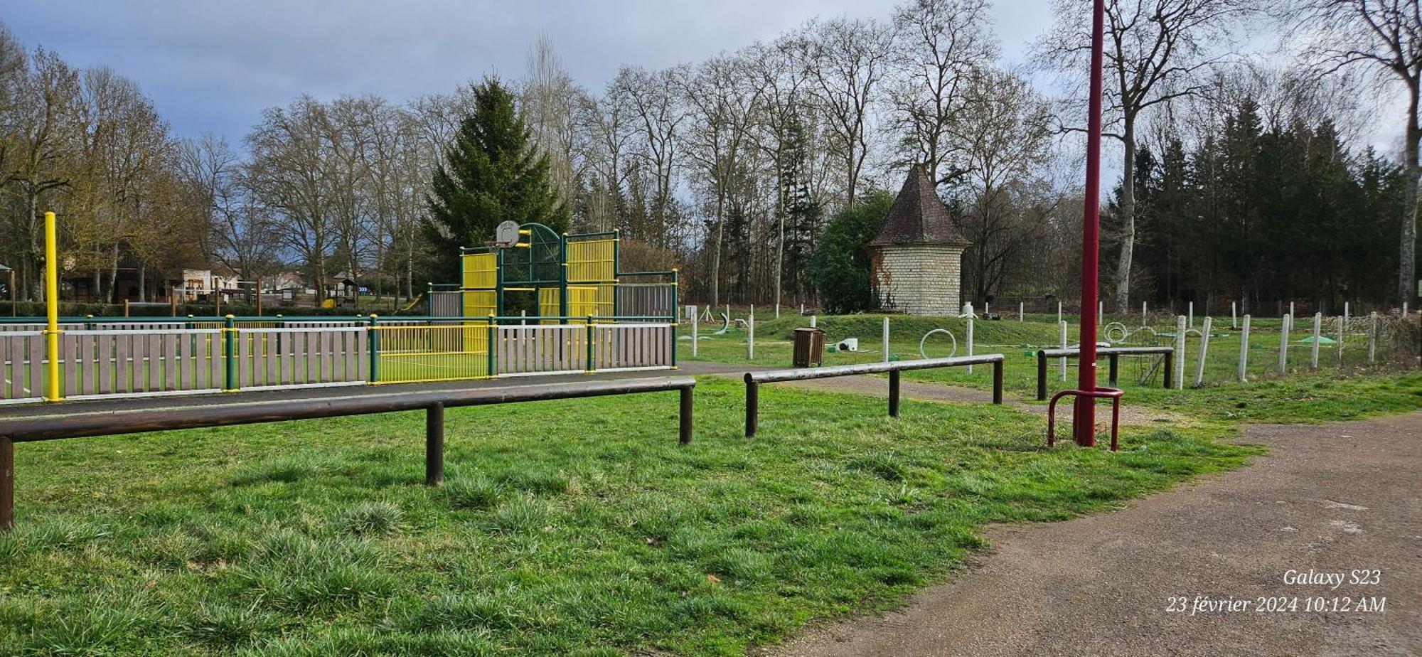 Pavillon Avec Jardin Clos Au Bord De L'Yonne Coulanges-sur-Yonne Ngoại thất bức ảnh