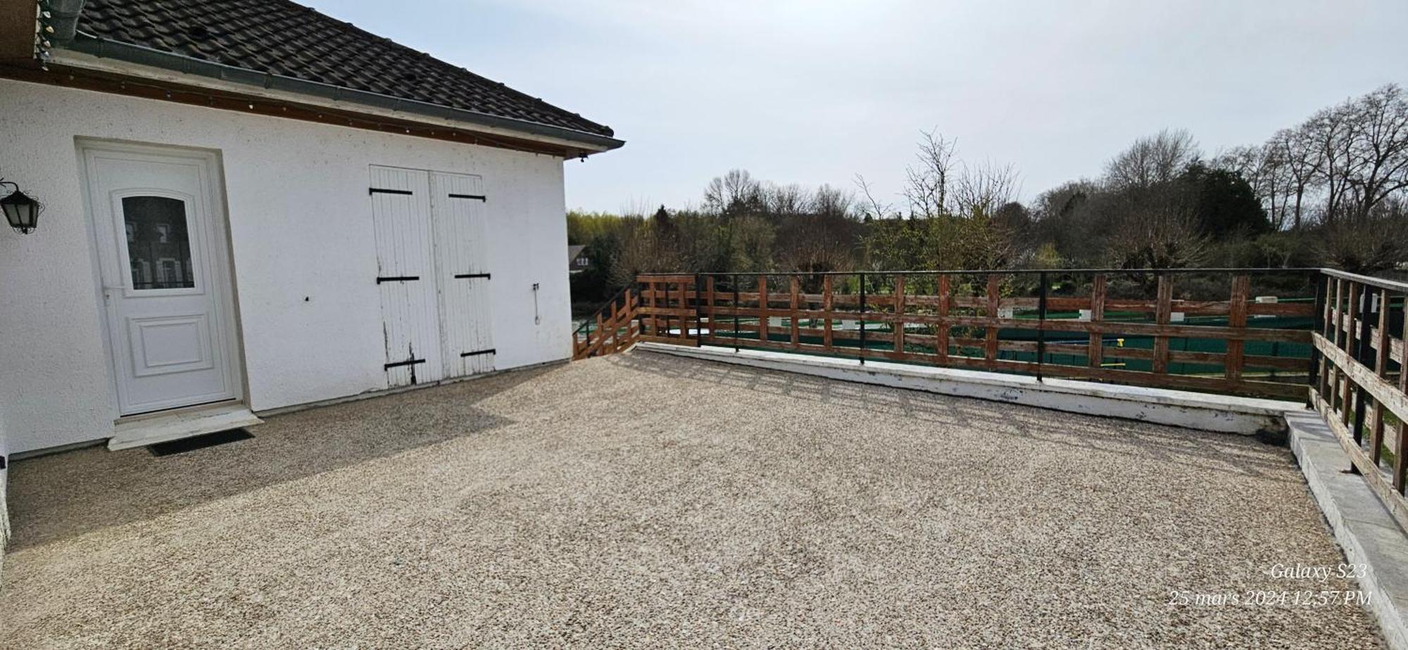 Pavillon Avec Jardin Clos Au Bord De L'Yonne Coulanges-sur-Yonne Ngoại thất bức ảnh